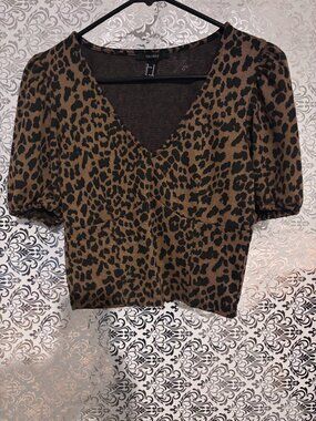 top forever 21 sizes medium Leopard print